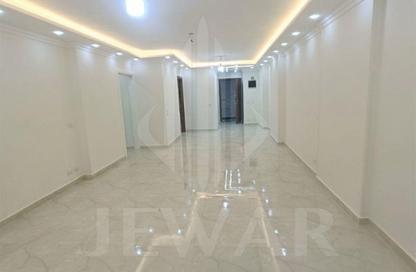 Apartment - 3 Bedrooms - 2 Bathrooms for sale in Bolkly - Hay Sharq - Alexandria Apartment - 3 Bedrooms - 2 Bathrooms for sale in Bolkly - Hay Sharq - Alexandria