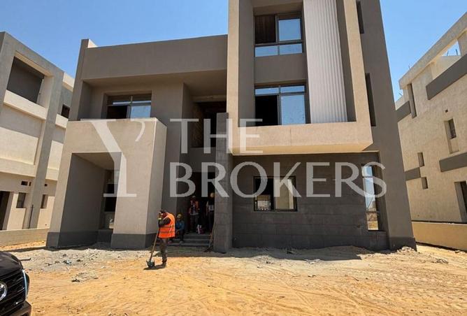 8608742 - Property Image 2