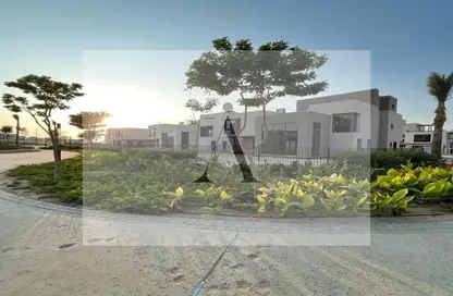 Townhouse - 4 Bedrooms - 4 Bathrooms for sale in Sodic East - 6th District - New Heliopolis - Cairo