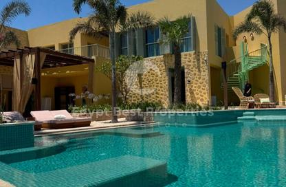 دوبلكس - 4 غرف نوم - 4 حمامات للبيع في بيت البحر - سيدي حنيش - الساحل الشمالي