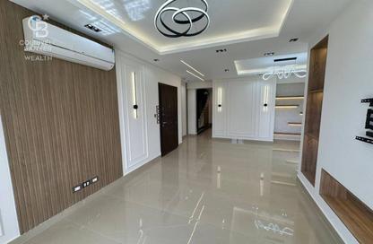 Apartment - 3 Bedrooms - 3 Bathrooms for sale in Mountain View 1.1 - 5th Settlement Compounds - The 5th Settlement - New Cairo City - Cairo