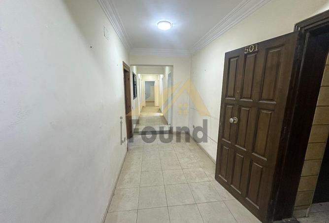 70094256 - Property Image 3