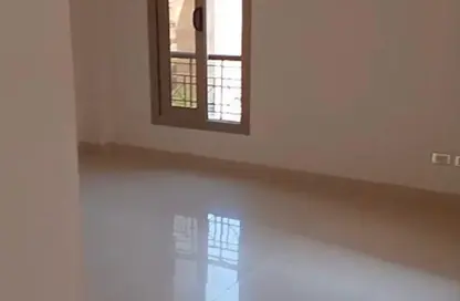 شقة - 3 غرف نوم - 3 حمامات للايجار في اوبرا سيتي - الحي السادس - الشيخ زايد - الجيزة