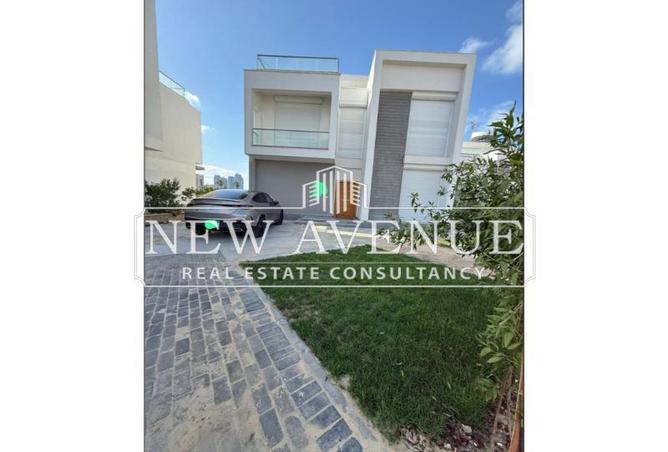 56920138 - Property Image 2