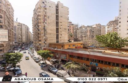 Apartment - 3 Bedrooms - 3 Bathrooms for sale in Mostafa Kamel St. - Smouha - Hay Sharq - Alexandria