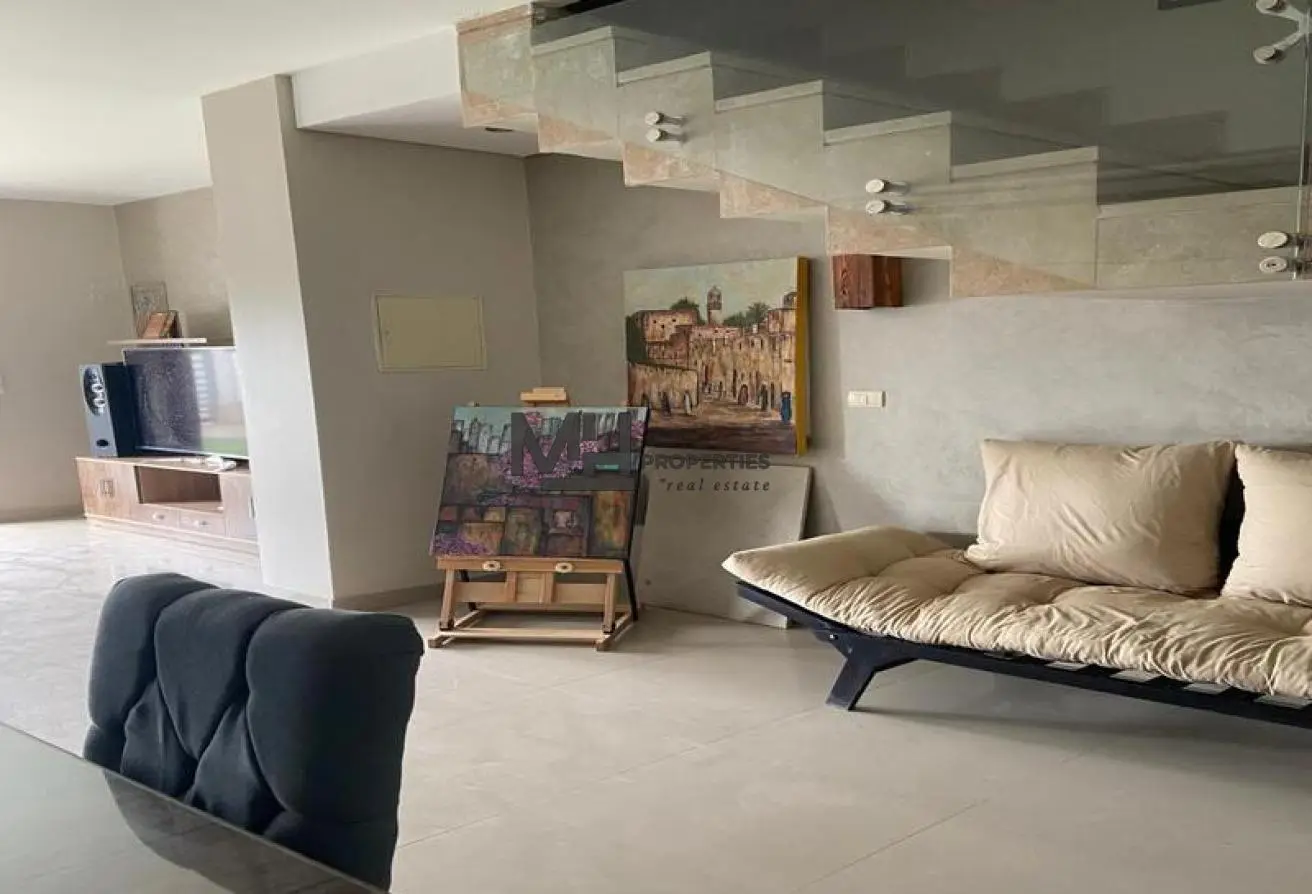 111885623 - Property Main Image