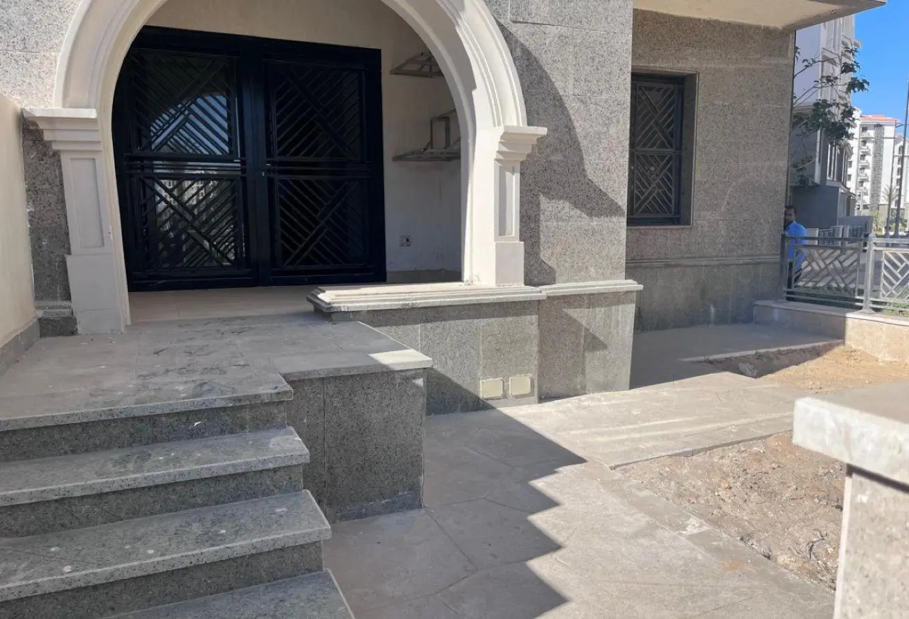 75953921 - Property Main Image