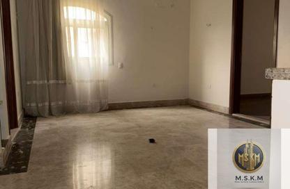Duplex - 6 Bedrooms - 4 Bathrooms for rent in Al Shouyfat St. - District 1 - The 5th Settlement - New Cairo City - Cairo