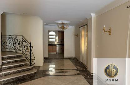 Duplex - 6 Bedrooms - 4 Bathrooms for rent in Al Shouyfat St. - District 1 - The 5th Settlement - New Cairo City - Cairo