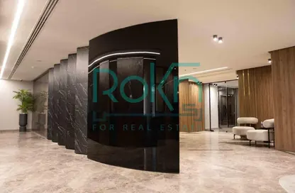 مساحات مكتبية - استوديو - 2 حمامات للبيع في سكاى واك - طريق مصر اسكندرية الصحراوي - الجيزة