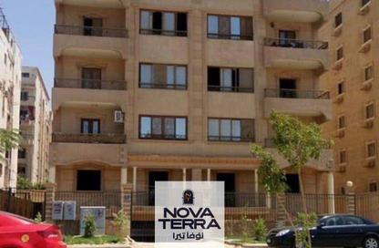 Apartment - 3 Bedrooms - 2 Bathrooms for sale in 10th District - Sheikh Zayed City - Giza