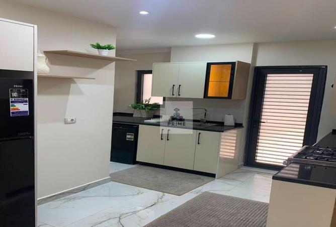 98006473 - Property Image 2