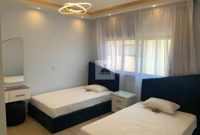 98006473 - Property Image 3