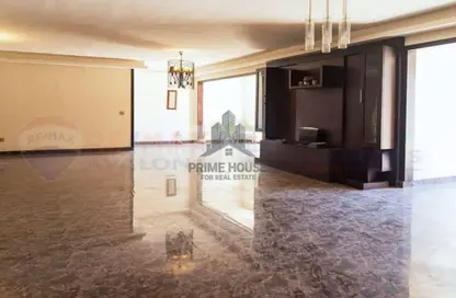 Penthouse - 4 Bedrooms - 4 Bathrooms for sale in Mohamed Fawzy Moaz St. - Smouha - Hay Sharq - Alexandria