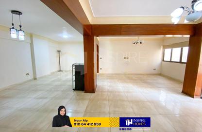 Apartment - 2 Bedrooms - 1 Bathroom for rent in Al Sayeda Sakina Bint Al Hussein St. - Kafr Abdo - Roushdy - Hay Sharq - Alexandria Apartment - 2 Bedrooms - 1 Bathroom for rent in Al Sayeda Sakina Bint Al Hussein St. - Kafr Abdo - Roushdy - Hay Sharq - Alexandria