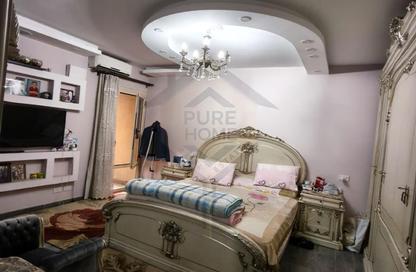 Apartment - 3 Bedrooms - 2 Bathrooms for sale in Moharam Bek St. - Moharam Bek - Hay Wasat - Alexandria