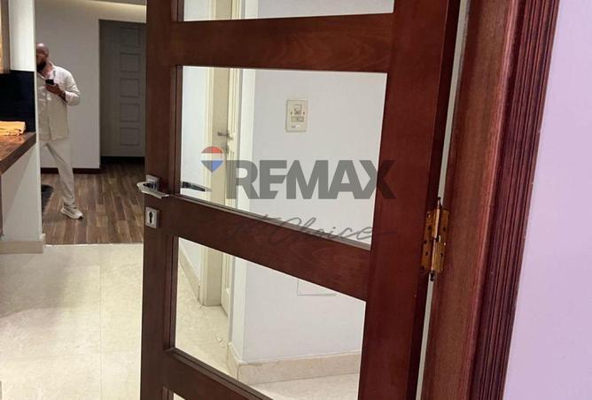 52720135 - Property Image 3