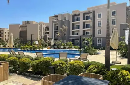 Apartment - 3 Bedrooms - 3 Bathrooms for sale in October Plaza - 6 October Compounds - 6 October City - Giza