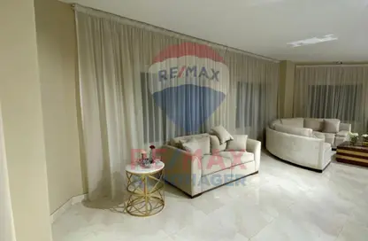 Apartment - 4 Bedrooms - 3 Bathrooms for rent in West Somid Road - West Somid - 6 October City - Giza