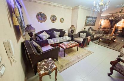 Apartment - 3 Bedrooms - 2 Bathrooms for sale in Kafr Abdo St. - Kafr Abdo - Roushdy - Hay Sharq - Alexandria