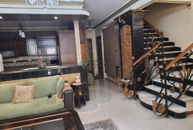 98011573 - Property Main Image