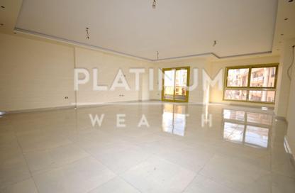 Apartment - 3 Bedrooms - 2 Bathrooms for sale in Al Horreya Road - Saba Basha - Hay Sharq - Alexandria