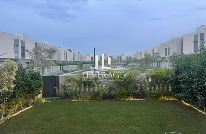 تاون هاوس - 4 غرف نوم - 4 حمامات للايجار في كمبوند البروج - كمبوندات الشروق - مدينة الشروق - القاهرة