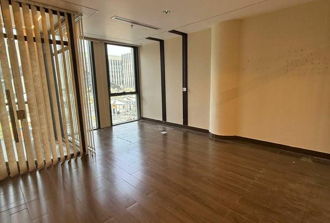 81298302 - Property Image 3
