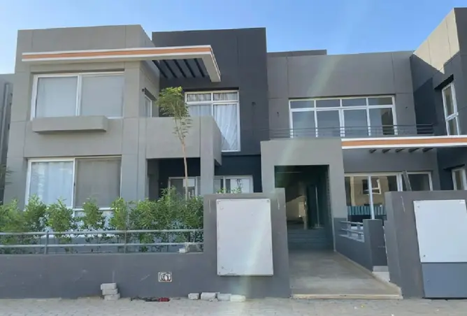 104048649 - Property Image 2