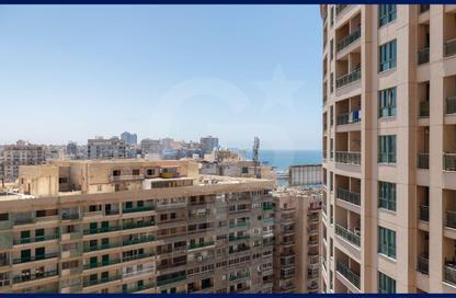 شقة - 2 غرف نوم - 3 حمامات للايجار في شارع الكازينو - سان ستيفانو - حي شرق - الاسكندرية