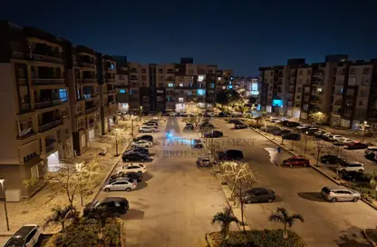 شقة - 3 غرف نوم - 2 حمامات للبيع في B12 - مدينتي - القاهرة