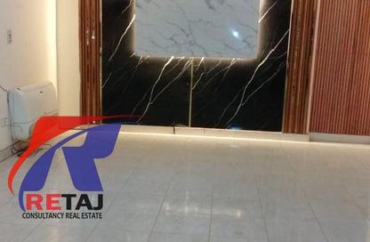 Apartment - 3 Bedrooms - 1 Bathroom for rent in Abbas Al Akkad St. - 1st Zone - Nasr City - Cairo Apartment - 3 Bedrooms - 1 Bathroom for rent in Abbas Al Akkad St. - 1st Zone - Nasr City - Cairo