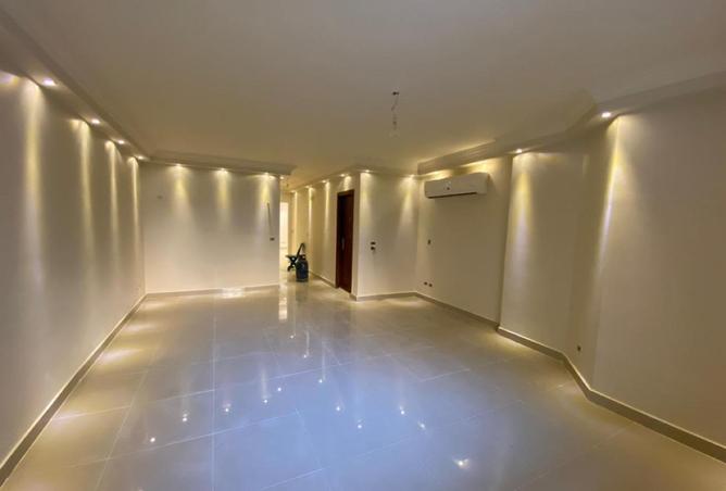 57244010 - صورة العقار 2