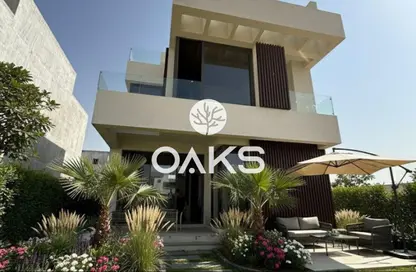 Villa - 4 Bedrooms - 3 Bathrooms for sale in The Crest - 5th Settlement Compounds - The 5th Settlement - New Cairo City - Cairo