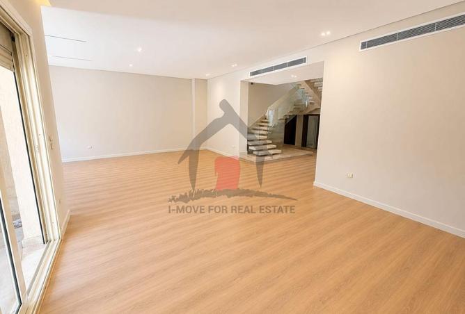 93818965 - Property Image 2