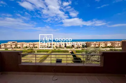 منزل مزدوج - 3 غرف نوم - 4 حمامات للبيع في تلال السخنة - العين السخنة - السويس