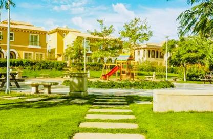 Apartment - 2 Bedrooms - 2 Bathrooms for rent in Park Corner - Hyde Park - New Cairo City - Cairo