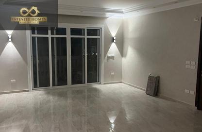 Apartment - 2 Bedrooms - 2 Bathrooms for rent in Garden Residence - Hyde Park - New Cairo City - Cairo