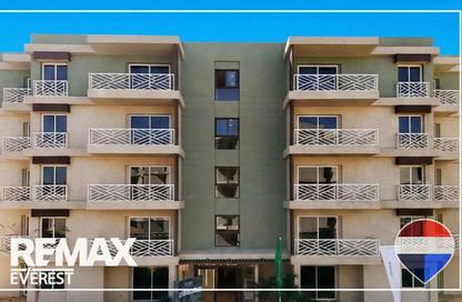 Apartment - 3 Bedrooms - 3 Bathrooms for sale in Green 6 - 6 October Compounds - 6 October City - Giza