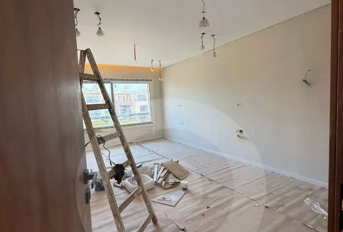 99402261 - Property Image 3