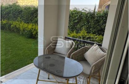 Apartment - 2 Bedrooms - 2 Bathrooms for sale in Stone Residence - 5th Settlement Compounds - The 5th Settlement - New Cairo City - Cairo