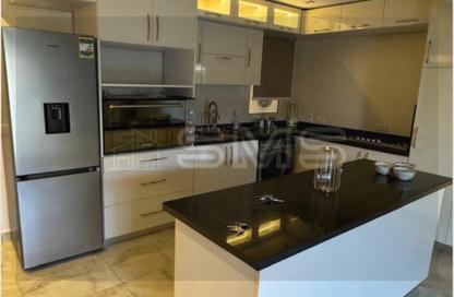Apartment - 2 Bedrooms - 2 Bathrooms for sale in Stone Residence - 5th Settlement Compounds - The 5th Settlement - New Cairo City - Cairo