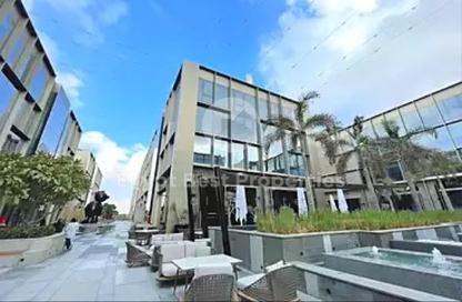 مساحات مكتبية - استوديو - 5 حمامات للبيع في 5 اي لواترواي - الطريق الدائري - التجمع الخامس - مدينة القاهرة الجديدة - القاهرة