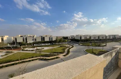 تاون هاوس - 3 غرف نوم - 3 حمامات للبيع في كمبوند البروج - كمبوندات الشروق - مدينة الشروق - القاهرة