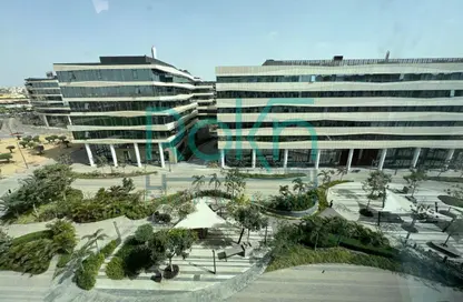 مساحات مكتبية - 3 غرف نوم - 2 حمامات للايجار في ذا بورتال - بيفرلي هيلز - كمبوندات الشيخ زايد - الشيخ زايد - الجيزة