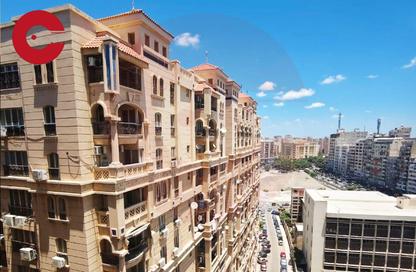 Apartment - 3 - 1 for sale in Kamal Eldin Salah St. - Smouha - Hay Sharq - Alexandria