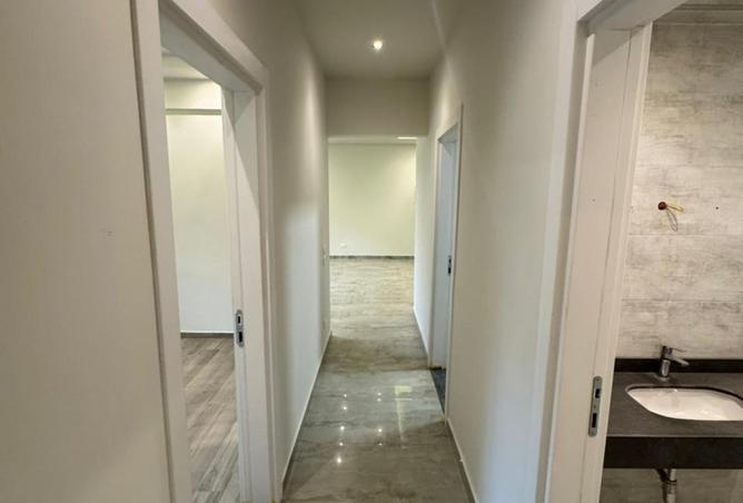 93809243 - Property Image 2