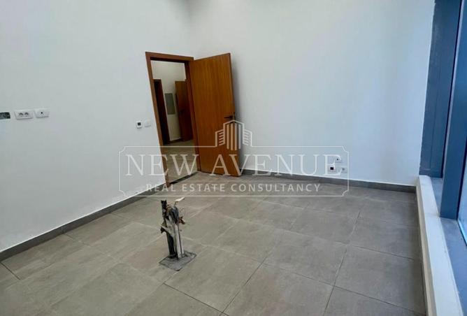 101768870 - Property Image 2