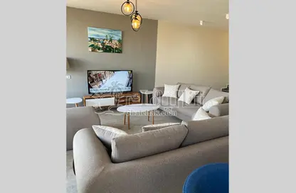 فيلا - 4 غرف نوم - 3 حمامات للبيع في المونت جلاله - العين السخنة - السويس