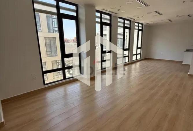 77330841 - Property Image 3